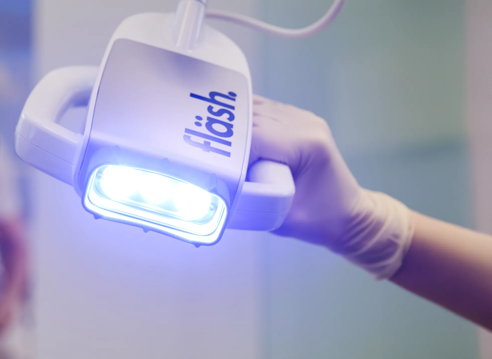 Professionelle Zahnaufhellung – für ein natürlich strahlendes Lächeln